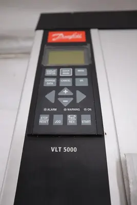 NEW DANFOSS VLT5006 PT5C54STR3DLF00A00C0 175Z0293 VARIABLE SPEED DRIVE #H1106