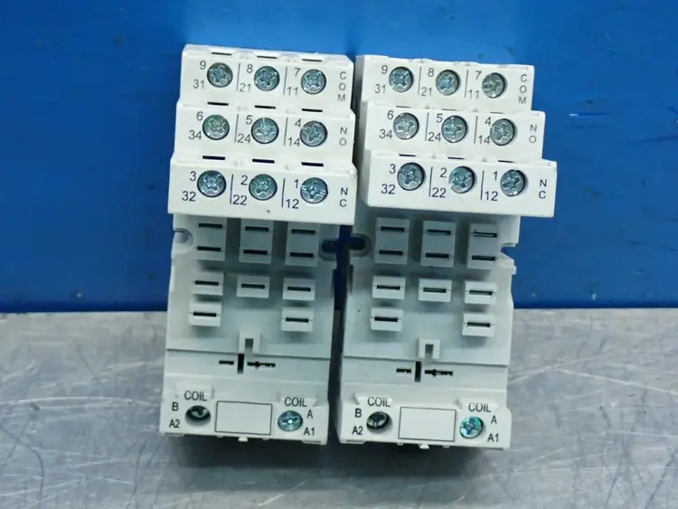 Used ALLEN BRADLEY 700HN153 Relays & Switches Ohio US | HGR 24 #1070360