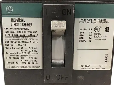USED GE TED136100XL / DISCONNECT