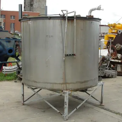 SPC9218  Tank 790 gallon vertical tank, Stainless Steel, slope