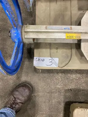 USED DEZURIK ,VELAN, TLV 8"