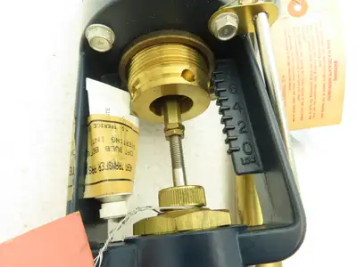 Trerice 91400 Temperature Regulator 1/2" Valve 8' Capillary Self Operating 165°F