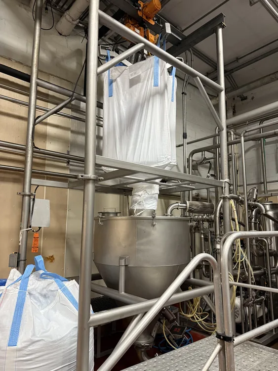 Used SEMI-BULK SYSTEMS _UNKNOWN_ Agitators, Blenders, Mixers | Beverage Industries #1359580