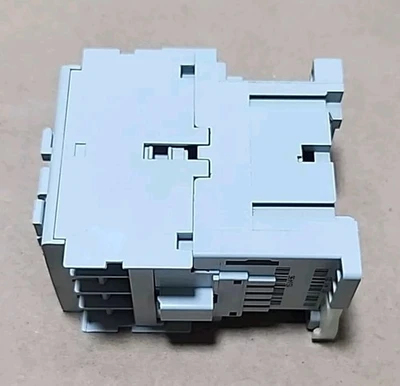 NEW Allen-Bradley 700-CF400D