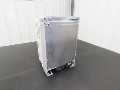 Allen Bradley 20AD040C3AYNANC0 PowerFlex 70 AC Drive 30Hp 480VAC 3Ph 40A Ser A