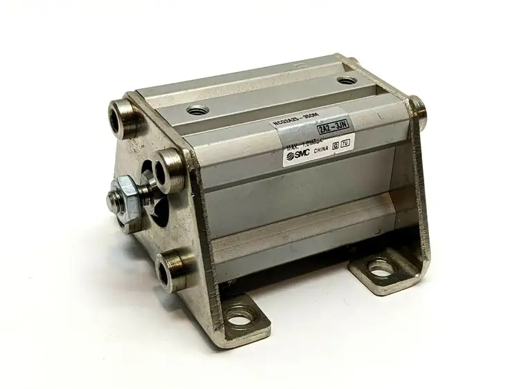 Used SMC NCQ2A25-35DM Pneumatic Cylinders Michigan US | Maverick Industrial Sales #1467973