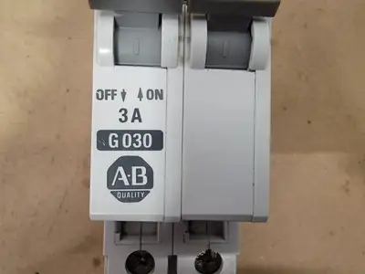 USED ALLEN-BRADLEY 1492-CB2 G030