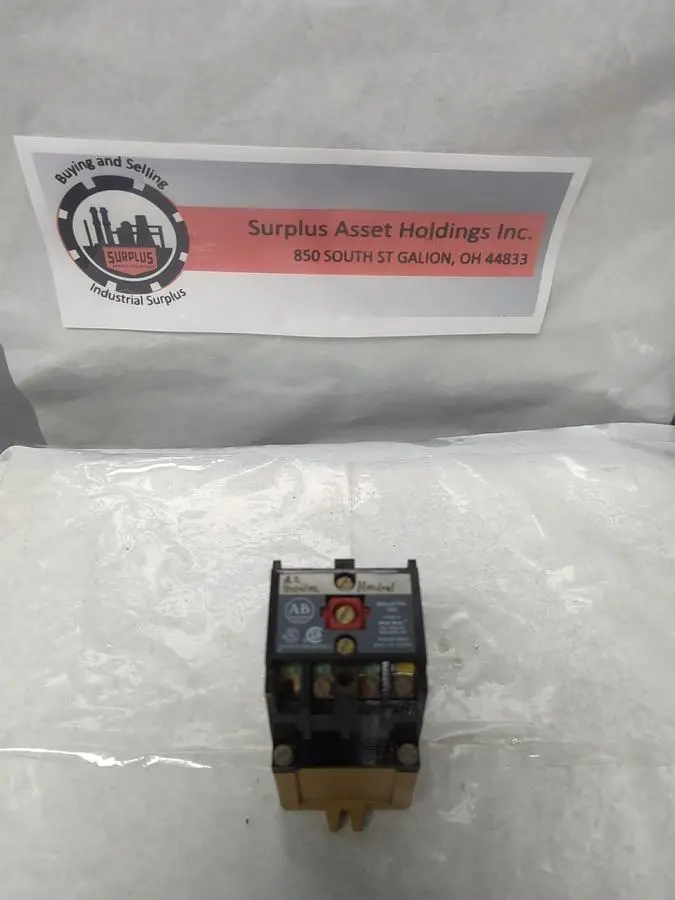 Used ALLEN-BRADLEY 700-P400A1 Miscellaneous Equipment (Electrical & Power) | Surplus Asset Holdings #1200351