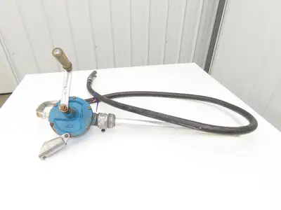 Blackmer F210A Drum & Container Pump Rotary Vane Hand Pump w/Hose