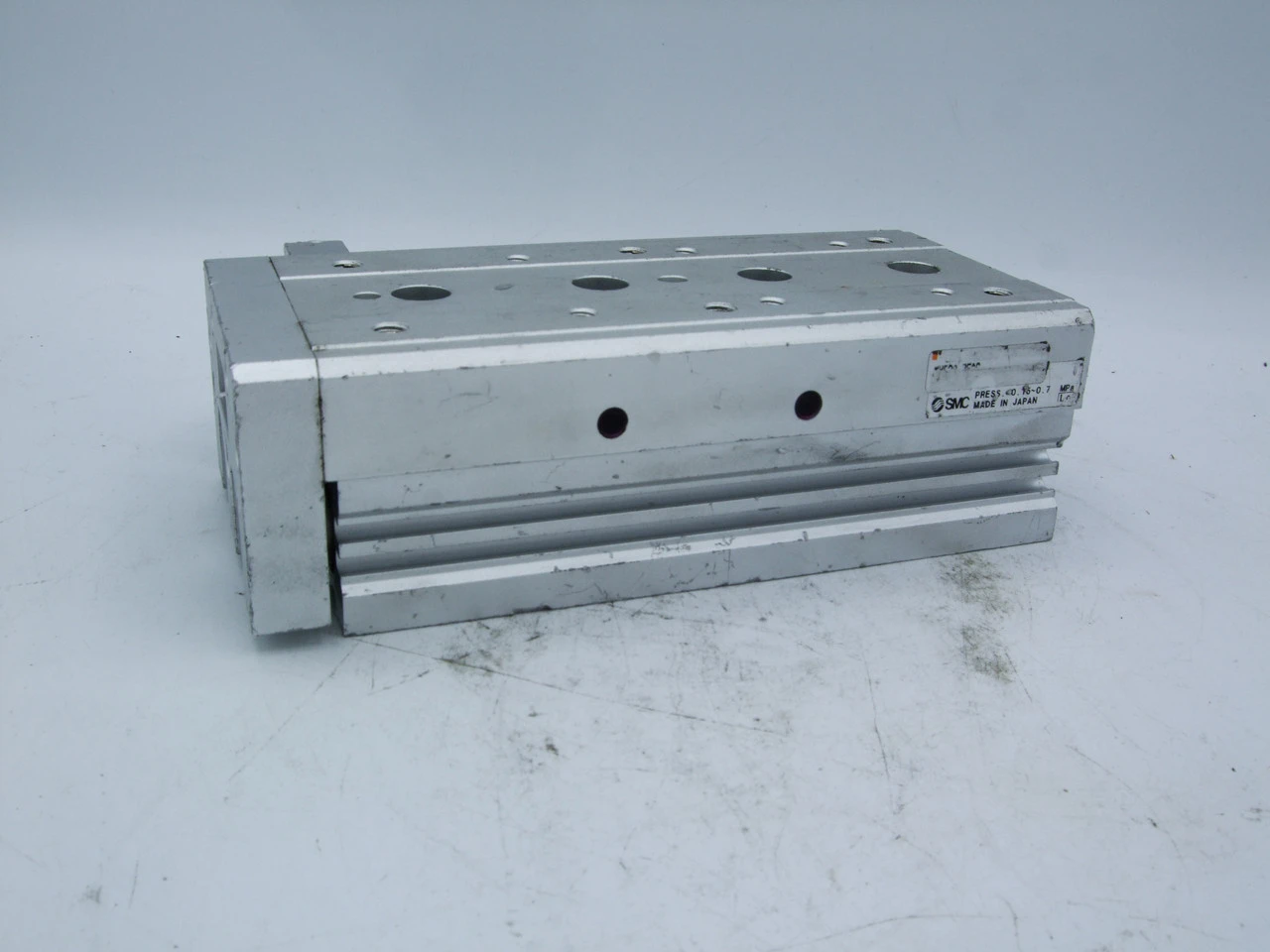 USED SMC MXS20-35AS