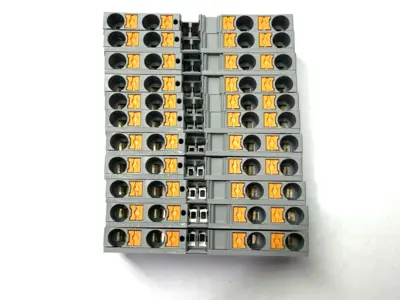USED PHOENIX CONTACT FEED THROUGH TERMINAL BLOCK 3212934 LOT OF 11