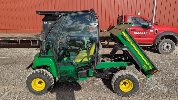 Used 2004 JOHN DEERE GATOR HPX Utility Tractors | Rosseel's Equipment Inc #720645