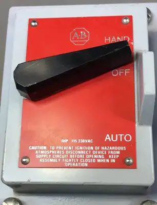 ALLEN BRADLEY 600-TEX9 / C Manual Starting Switch 4B
