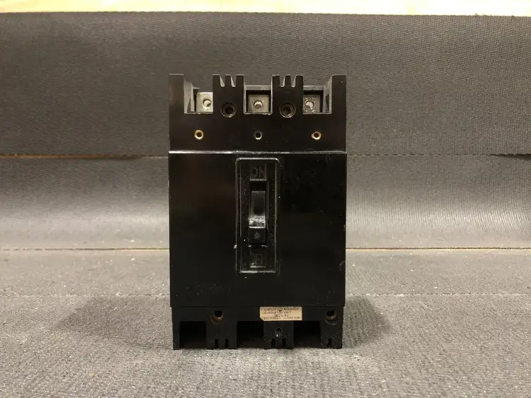 Used WESTINGHOUSE EH3015 Switchgears British Columbia CA | Lenmark #244292
