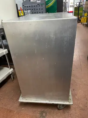 Used Lockwood Used Lockwood Uninsulated 20 Rack Mobile Holding Cabinet Non Heated - SS295 Hot Food Warming, Holding, & Transport Cabinets Illinois US | Falcon Restaurant Supply #1375772