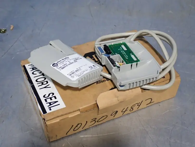 Used 2012 ALLEN BRADLEY 1769CRR3 Cable & Wire Ohio US | HGR 24 #1064556