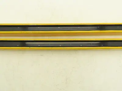 Keyence SL-V26LM Safety Light Curtain 1000mm 24VDC Transmitter Receiver Set