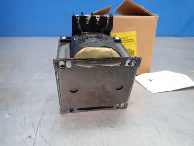 NEW SQUARE D 9070T250D3