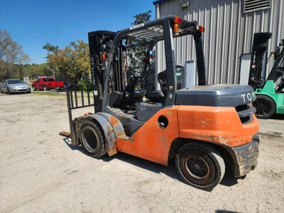 Used 2015 TOYOTA 8FD40U Misc Forklifts Pennsylvania US | National Lift Equipment #1368887