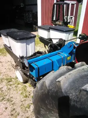 Used KINZE 2-ROW Planters Nebraska US | Trustworthy Equipment #1403555