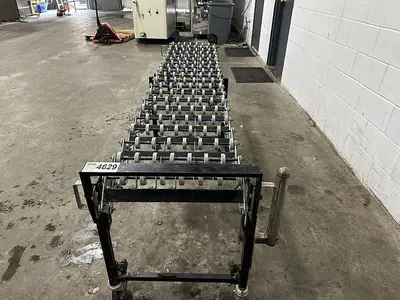 ULINE Expandable Conveyor