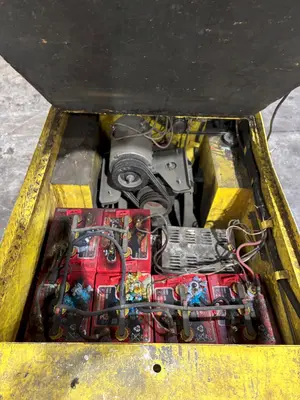 Used CUSHMAN 898361 Maintenance Carts Ohio US | Yoder Brothers machinery #397489