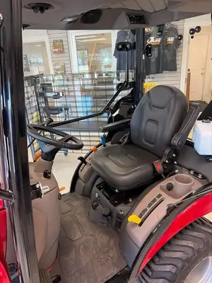 New | in-Stock 2025 CASE IH FARMALL 25SC Sub-Compact & Compact Tractors Maine US | Beauregard Equipment #1511259