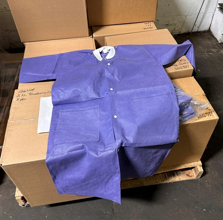 VALUEMAX EXTRA-SAFE LAB COATS - 10/PACK (TOTA