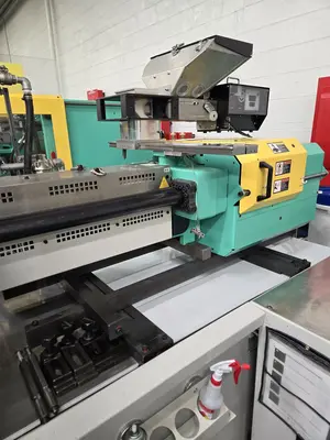 2007 ARBURG 470C-1500-400 Injection Molding Horizontal/Vertical | Machinery Network (3)