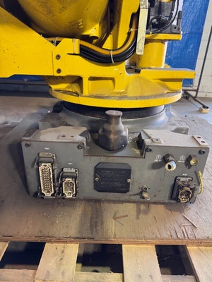 FANUC R-2000IB/165F 6 Axis Robots | K.B. Industries LLC (5)