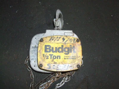 Budgit 1/2 Ton Manual Chain Hoist