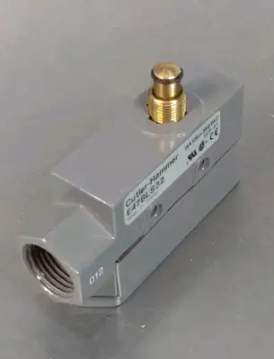 Cutler-Hammer E47BLS32 Limit Switch Roller Loc4E15