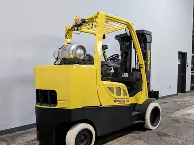 USED 2019 HYSTER S120FTS