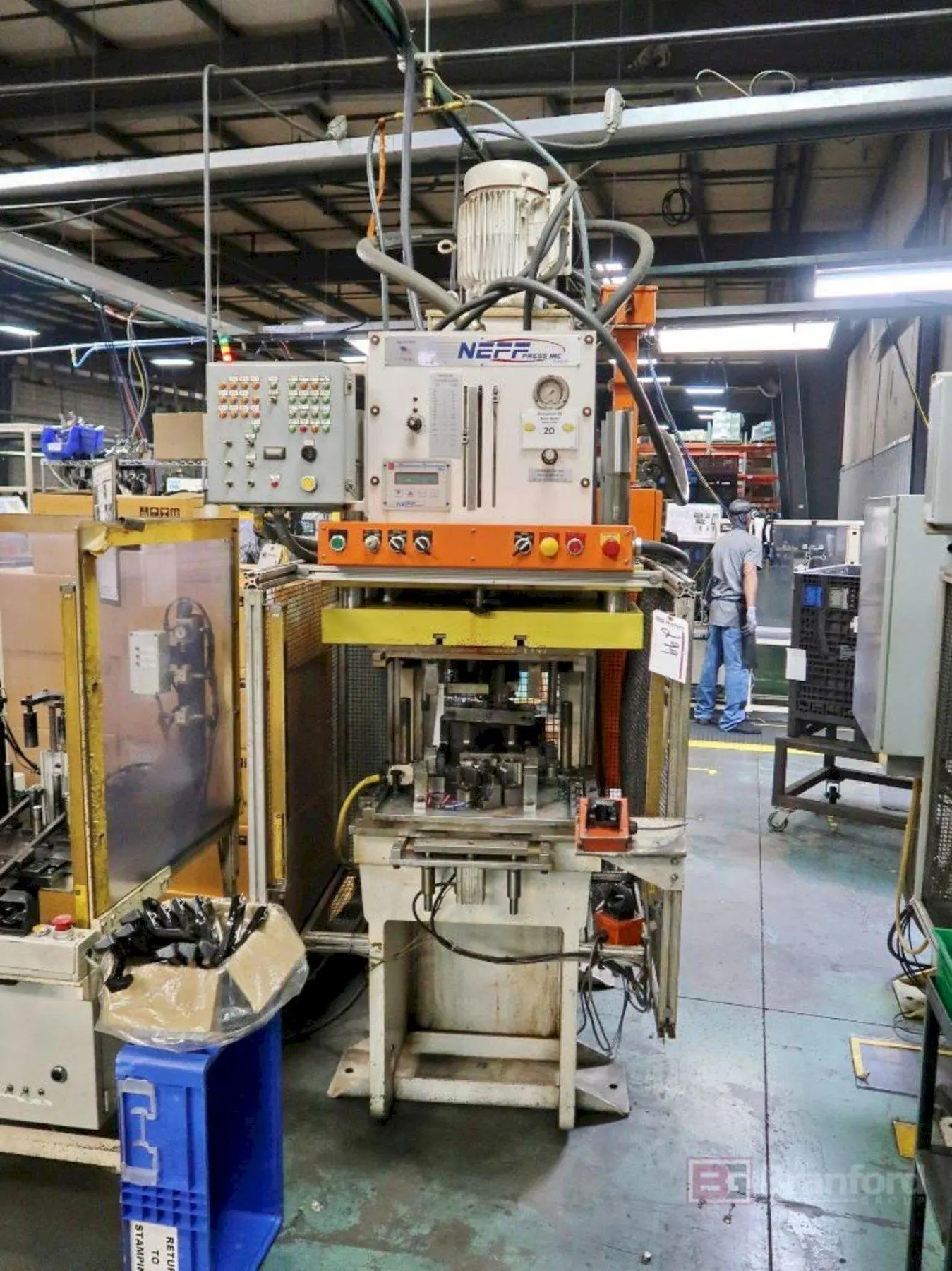 USED NEFF D40-15M
