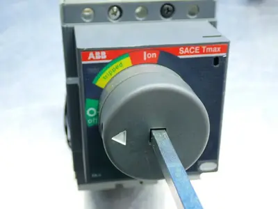 USED ABB TMAXT2H100