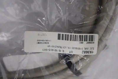 NEW HONEYWELL 51195199-005 CABLE ASSEMBLY COAXIAL DROP 5M LONG STOCK G707