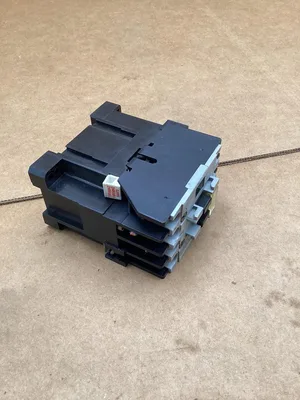 Allen-Bradley 100-A09ND22 Series B Contactor 240V