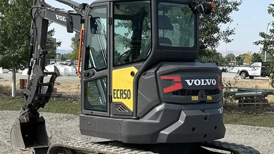USED 2023 Volvo ECR50F