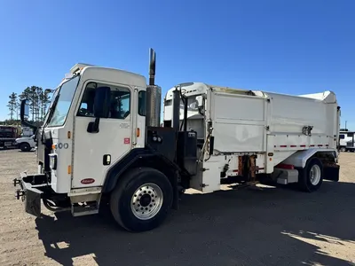 Used 2018 PETERBILT PB520 LABRIE Garbage trucks Minnesota US | Carco Truck & Equipment #1514223