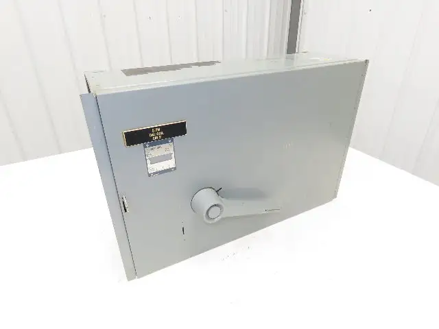 Westinghouse FDP326R Safety Disconnect Switch 600A 240VAC 100Hp 3Ph Fused