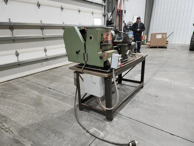 Jet 10” x 24” Bench Top Lathe, Model 1024P