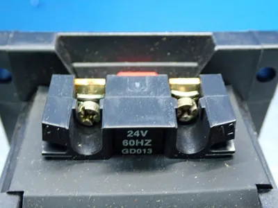 New | in-Stock ALLEN BRADLEY 100A60NJ3 PLC Contactors | HGR 24 #753183