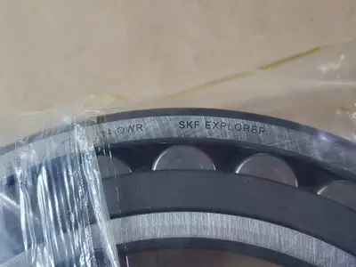 NEW SKF 23032 CC/W33