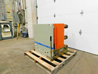Used GE VB 4.16-350-3 Circuit Breakers Ohio US | Equipment Recovery Corp. #1330505