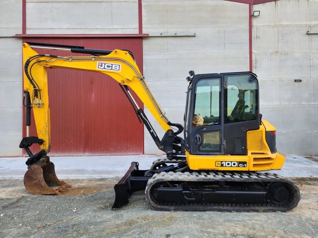 USED 2021 JCB 100C-1