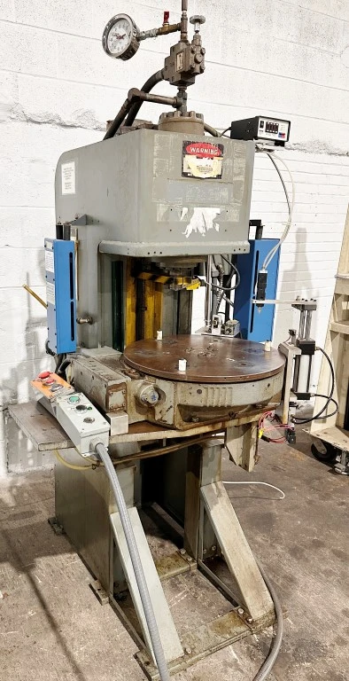 DENISON 6TON HYDRAULIC PRESS W/ INDEX TABLE
