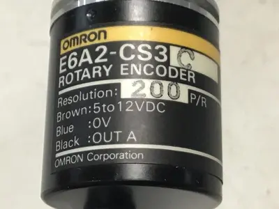 USED OMRON E6A2-CS3C