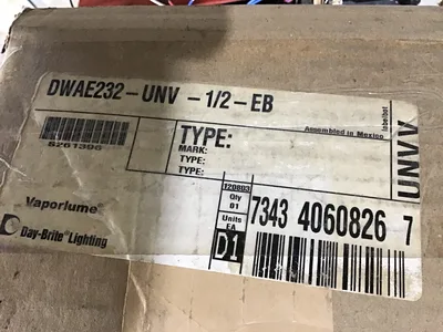 Philips DWAE232-UNV Fluorescent Light Fixture Luminaire 32W
