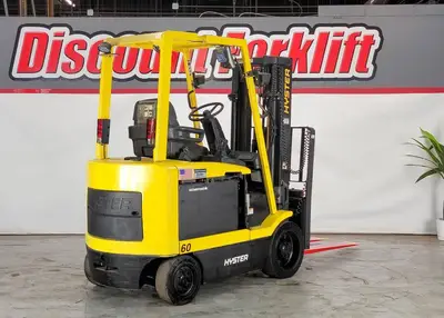 USED 2001 HYSTER E60XM2-33