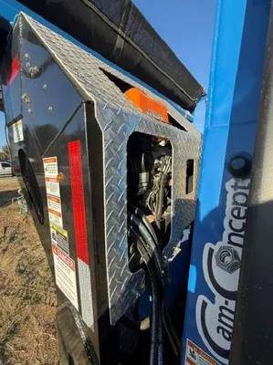Used 2024 Cam-Lift CL242SGN14 Hooklifts & Roll-Offs California US | Wind River Equipment Finance LLC #1557906